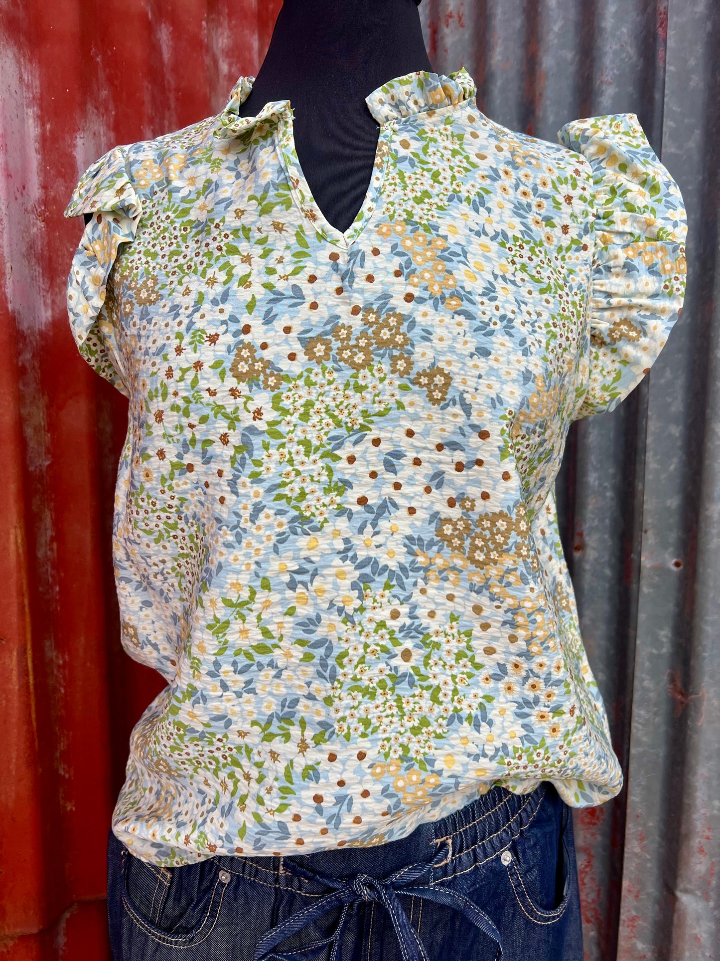 Flowered Print Sleeveless Top 100% rayon