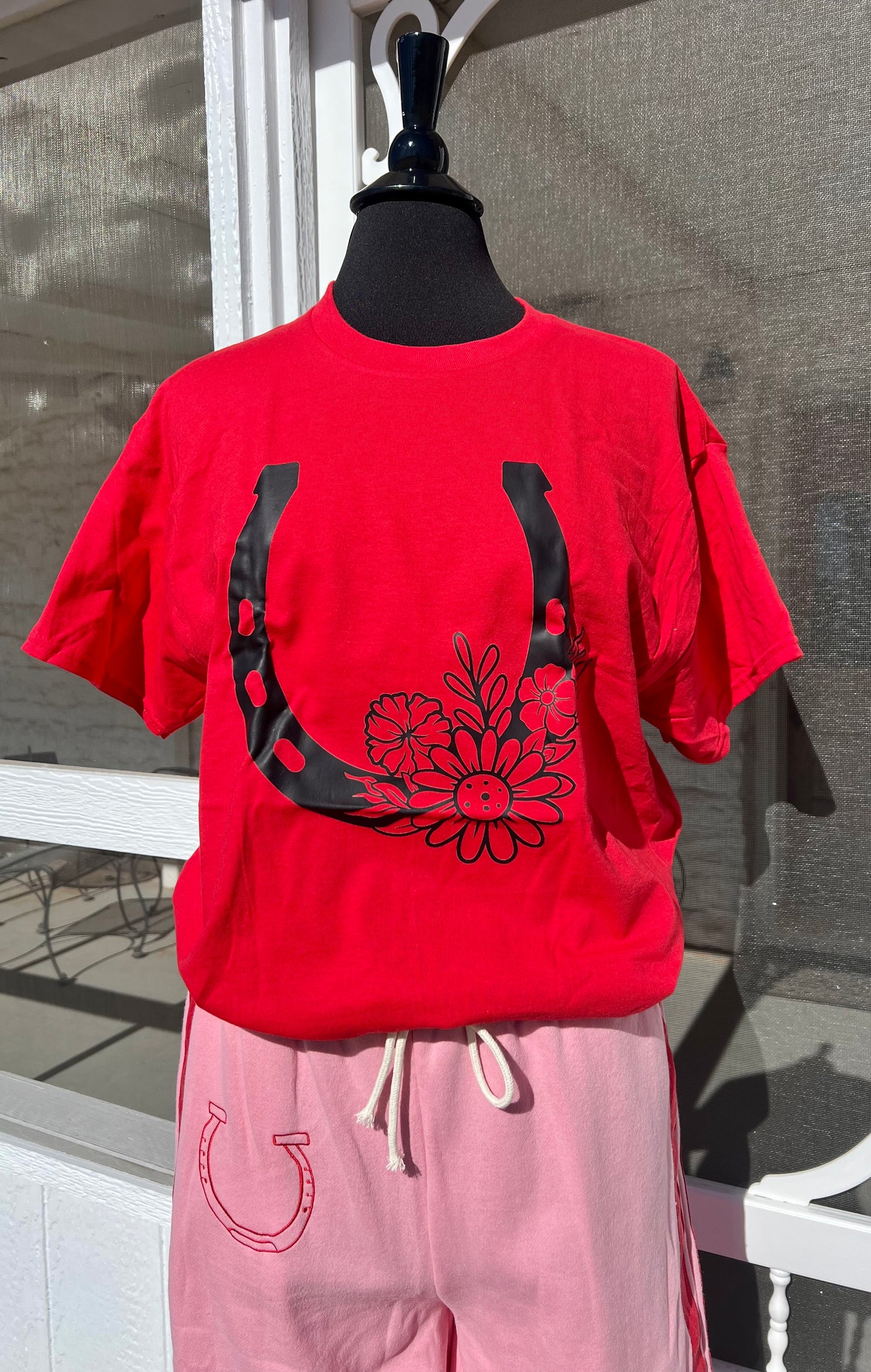 Horseshoe T Shirt Red