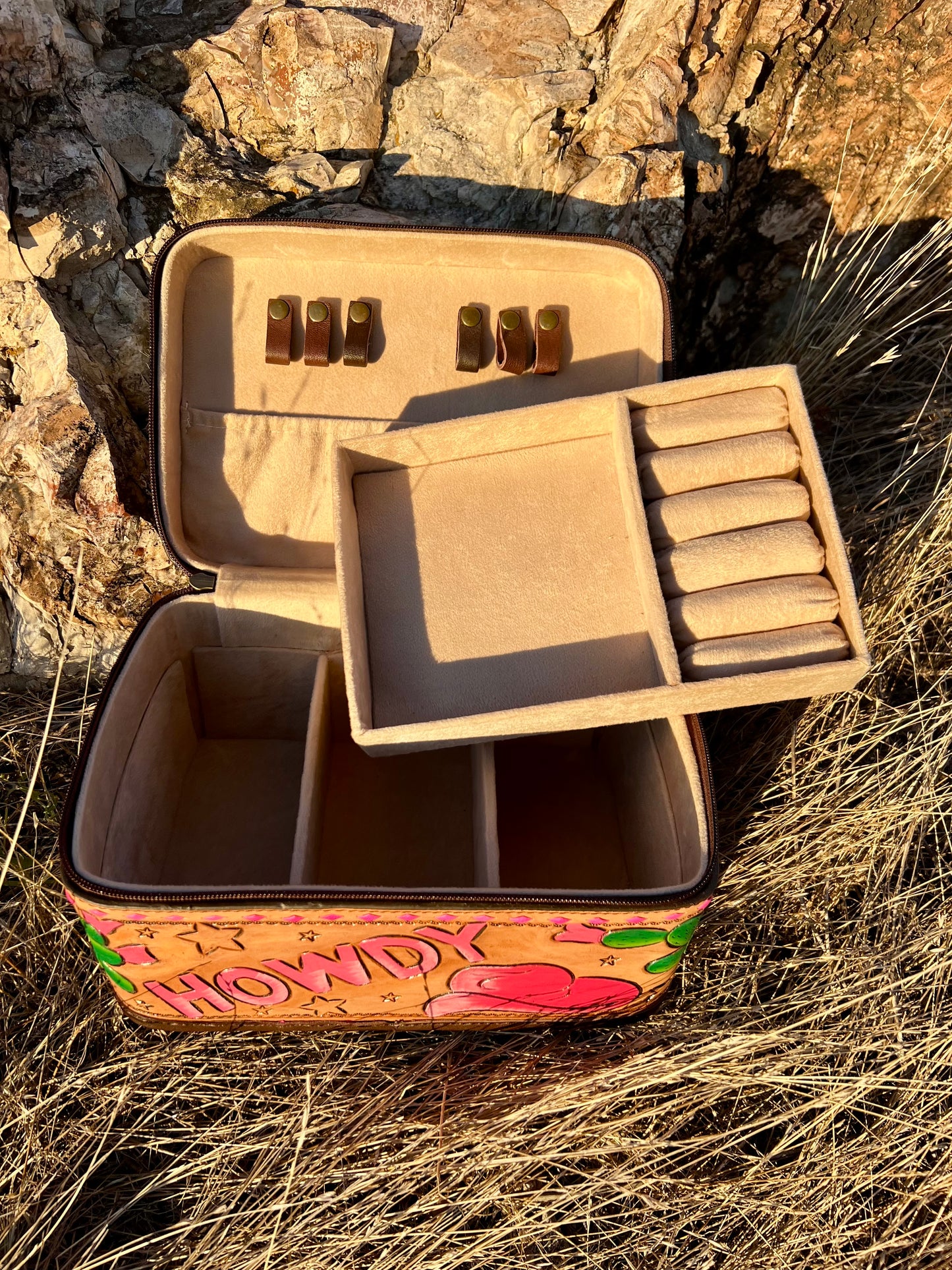 Howdy Tooled Leather Jewelry Case