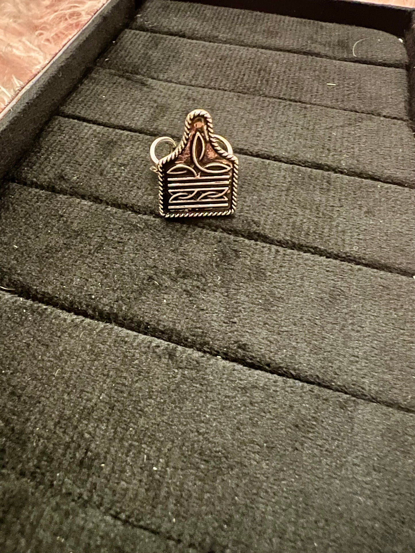 Ear Tag Adjustable Ring