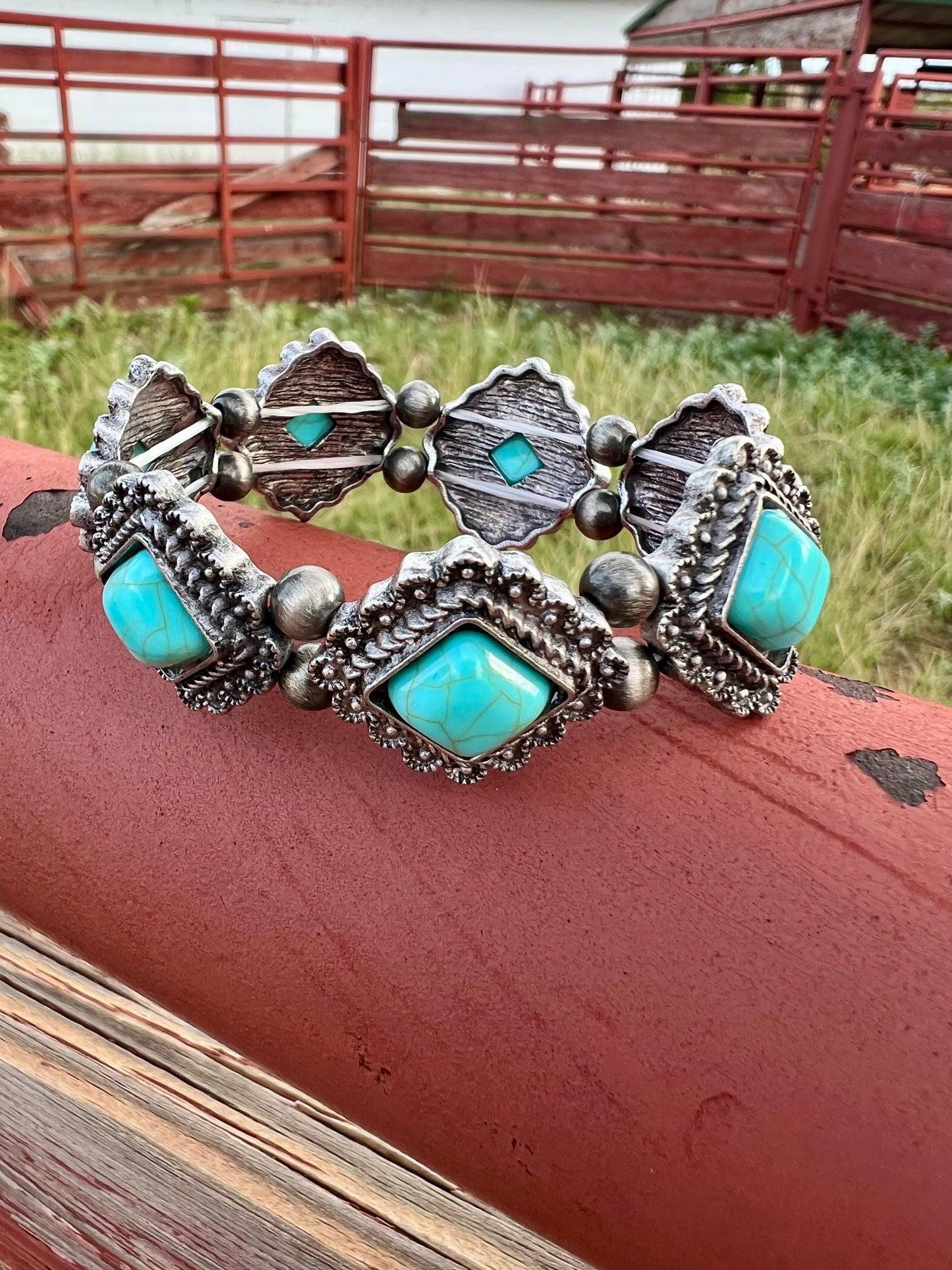 Faux Turquoise Diamond Shaped Stretch Bracelet