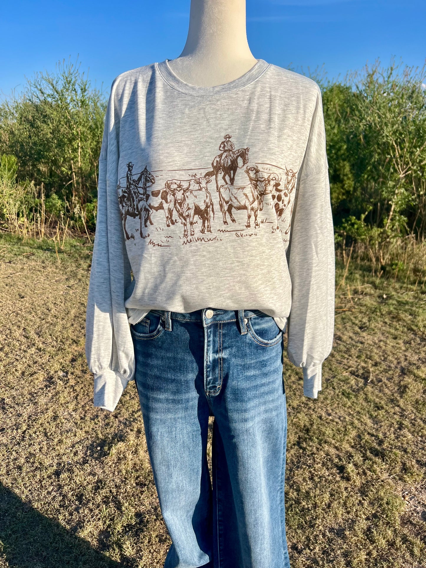 Gathering Cattle Relaxed Fit Top